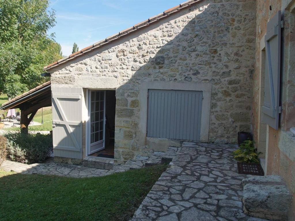 Отель Moulin Notre Dame Saint-Genes-de-Castillon Номер фото